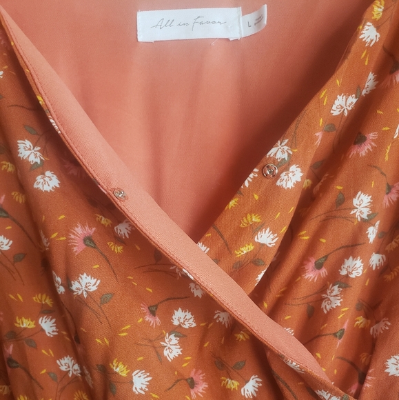 NWOT Dress - Picture 3 of 4